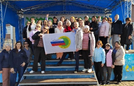 «ЗАРЯЖАЕМ ПОЗИТИВОМ!»: В МЕНЗЕЛИНСКЕ ОТМЕТИЛИ ВСЕМИРНЫЙ ДЕНЬ ЗДОРОВЬЯ ЯРКИМ ФЛЕШМОБОМ